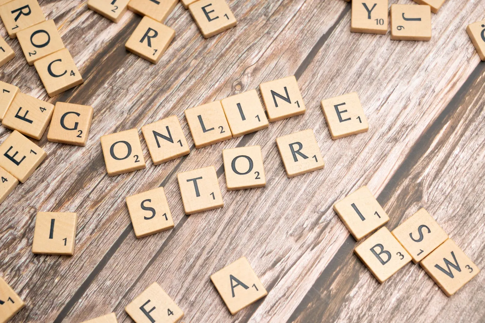 WooCommerce和OpenCart多语言B2B批发站灵活性对比图